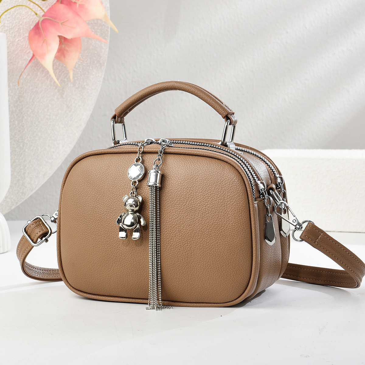 包包女2025秋冬新款女包小方包潮时尚休闲日韩手提单肩洋气斜挎包