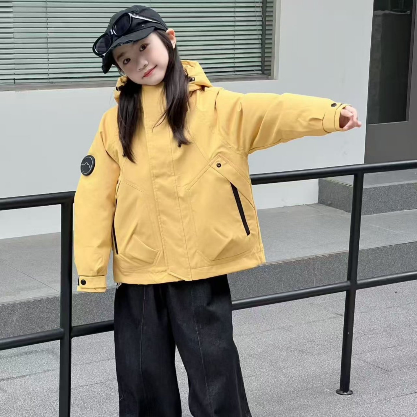 2025冬季新款儿童90白鸭绒连帽羽绒服中大童男女童加厚保暖派克服