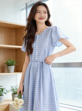 棉茧 蓝色格子连衣裙女中长款2026夏新款高腰修身裙子气质衬衫裙