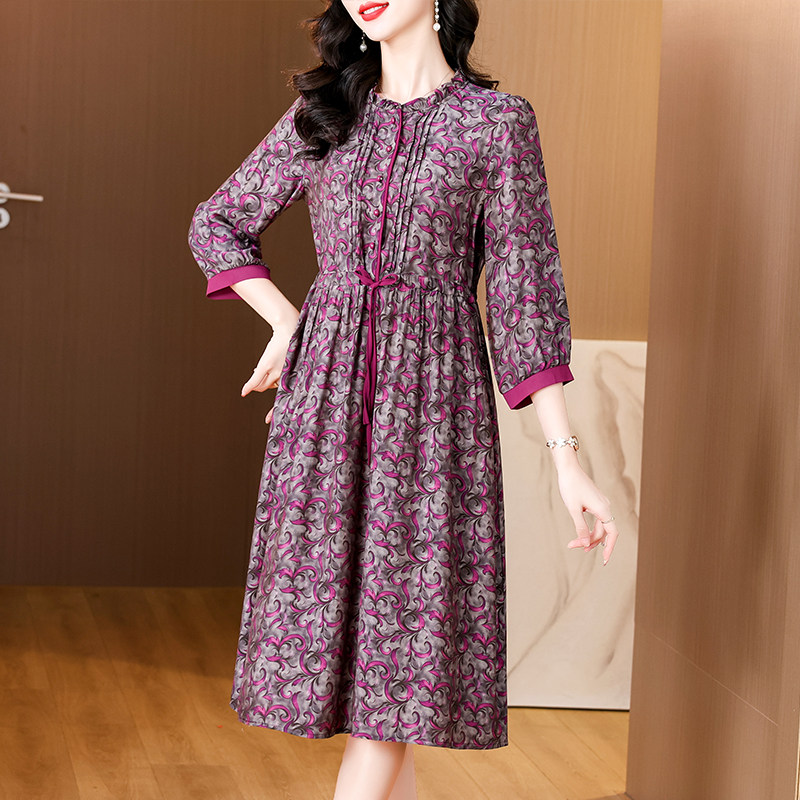 2026年夏季新款时尚高端连衣裙女修身显瘦大摆裙旅游度假长款裙子