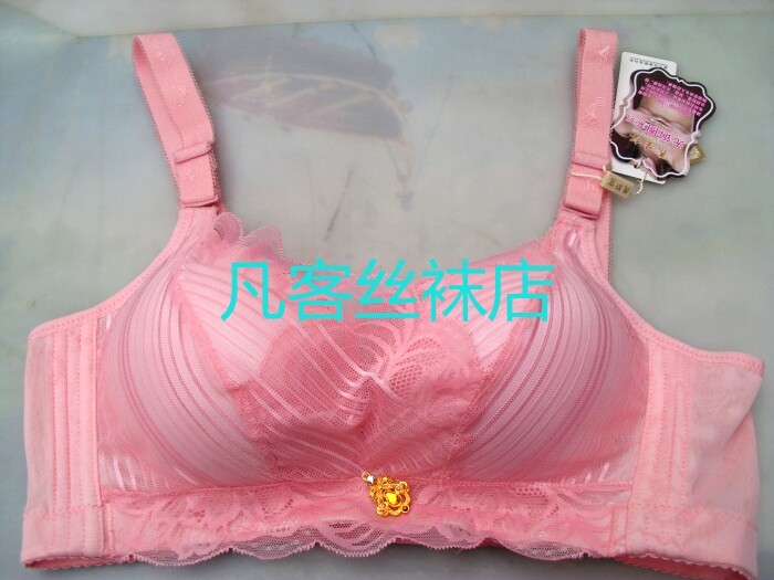 聚拢性感深v蕾丝中厚无钢圈文胸