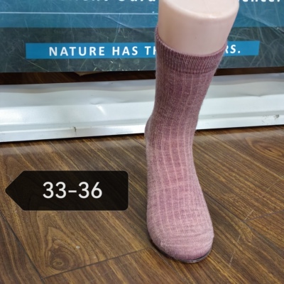 吸湿排汗羊毛中筒袜纯色运动保暖