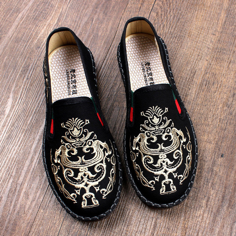夏季新款老北京布鞋男一脚蹬高档软底透气刺绣牛筋底耐磨防滑懒人