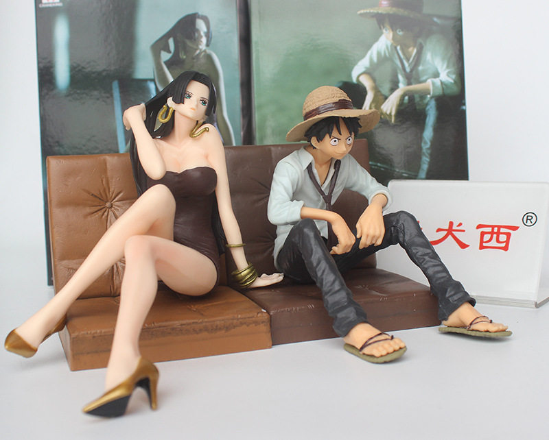 海贼王手办路飞汉库克女帝模型公仔动漫周边汽车摆件玩具生日礼品