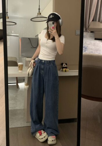 显瘦深蓝色阔腿高腰时髦牛仔裤
