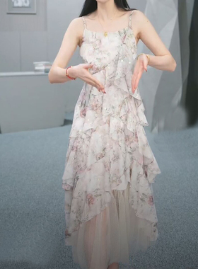 2026女夏季新款S·D浪漫碎花裙时尚气质百搭优雅中长款吊带连衣裙