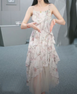 气质百搭优雅中长款 S·D浪漫碎花裙时尚 吊带连衣裙 新款 2026女夏季