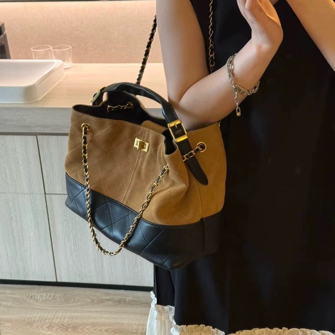 小香风麂皮托特包女大容量斜挎包