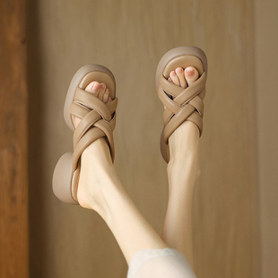 原创高跟手工真皮凉鞋 一字带凉拖女松糕厚底半拖 拖女外穿粗跟新款