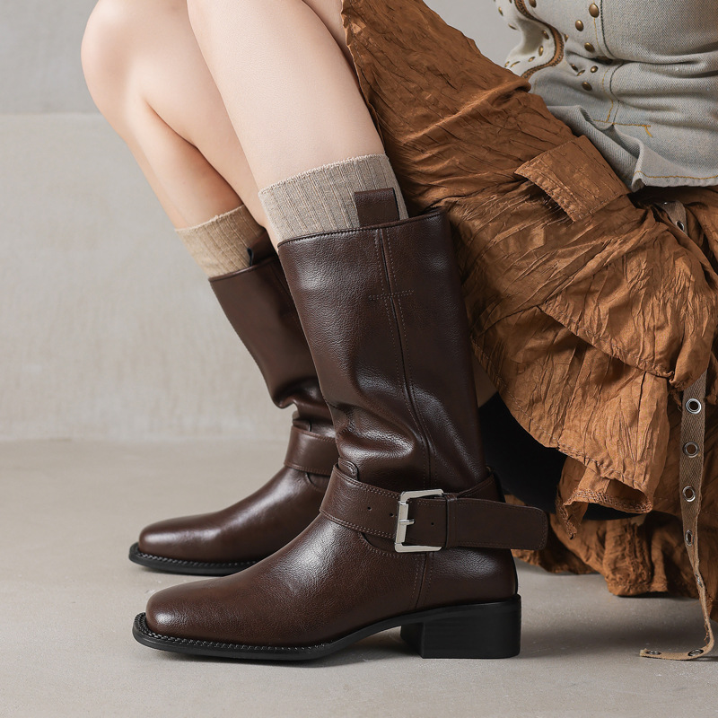 酷飒皮带扣全牛皮骑士靴2025秋冬粗跟中跟方头真皮套筒中筒靴子女