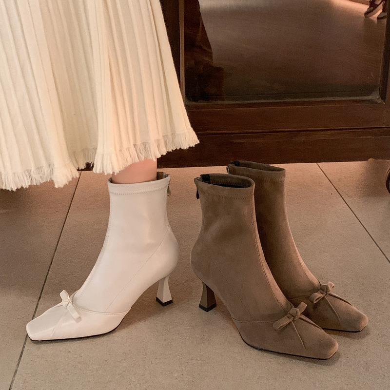韩系温柔浪漫蝴蝶结瘦瘦靴配裙子2025冬细高跟小方头弹力淑女短靴