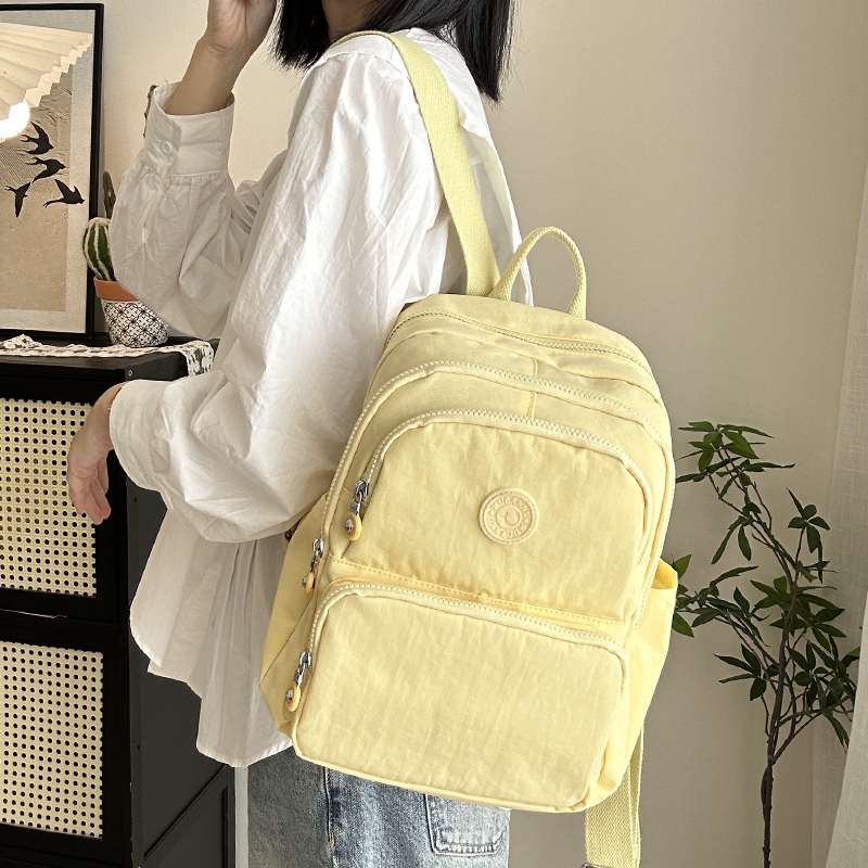 小众轻便旅行双肩包妈咪包新款女