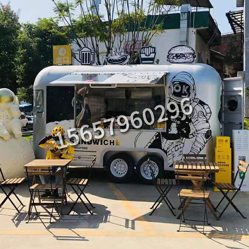 定制仿真怀旧大型有轨电车胶囊车铁艺模型摆件装饰美陈摄影道具