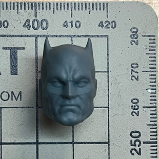 特价瑕疵 漫画蝙蝠侠老年 Mafex shf 6寸1/12 可动人偶头雕白模