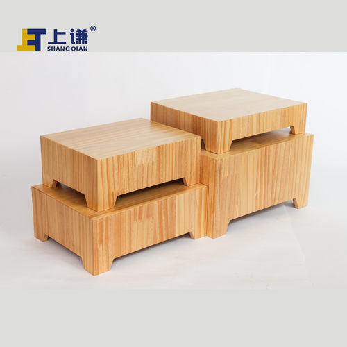 上谦松木组合干点月饼礼盒展示架