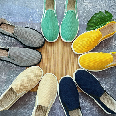 灯芯绒老北京布鞋时尚潮流男女款情侣布鞋舒适透气牛筋底套脚工作