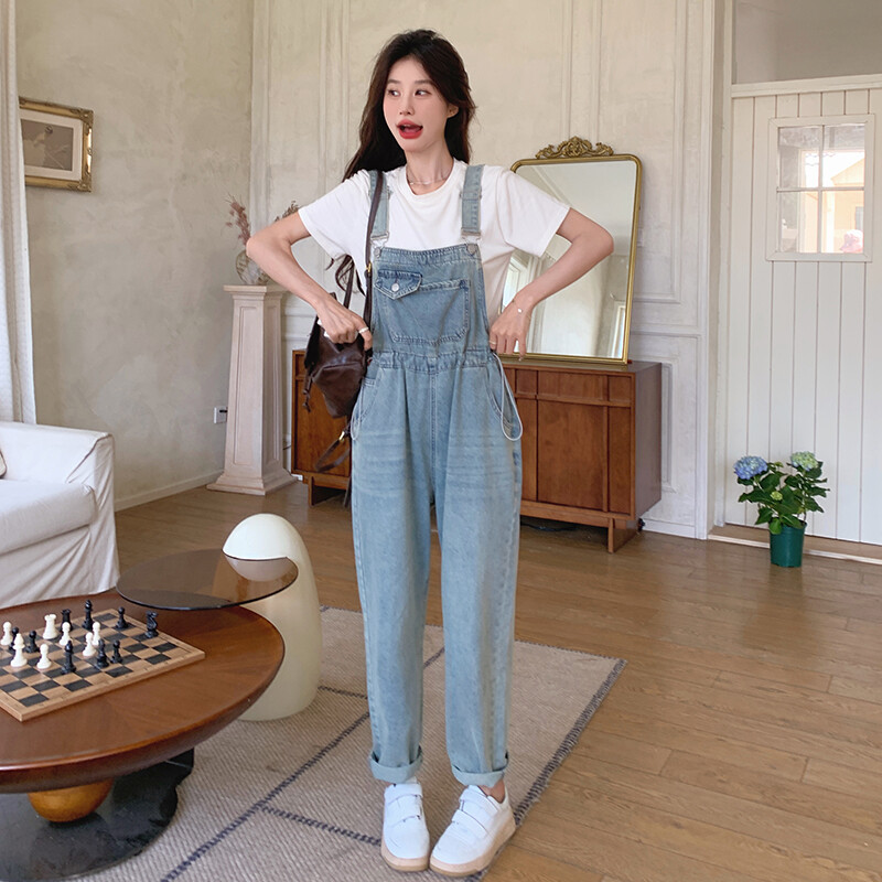 浅蓝色学院风牛仔背带裤女2025春秋季新款休闲显瘦气质九分连体裤