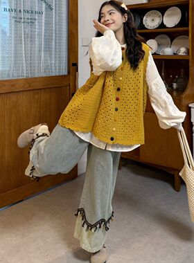 胖MM大码女装春秋圆领镂空彩扣马甲宽松时尚百搭减龄显瘦无袖坎肩