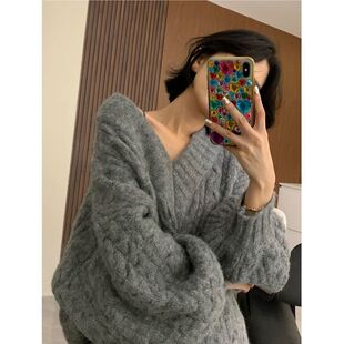 胖MM200斤特大码宽松套头V领麻花毛衣女慵懒风中长款针织衫上衣