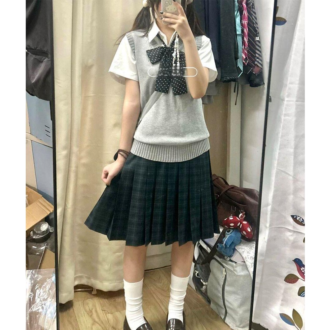 胖MM大码日系jk制服马甲套装纯色针织衫毛衣55CM短裙背心上衣格裙