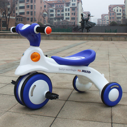 1-6岁音乐脚蹬三轮车自行车