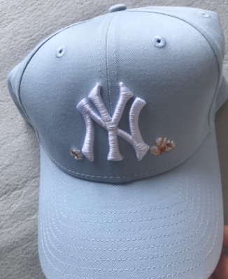 休闲鸭舌帽刺绣显脸小休闲