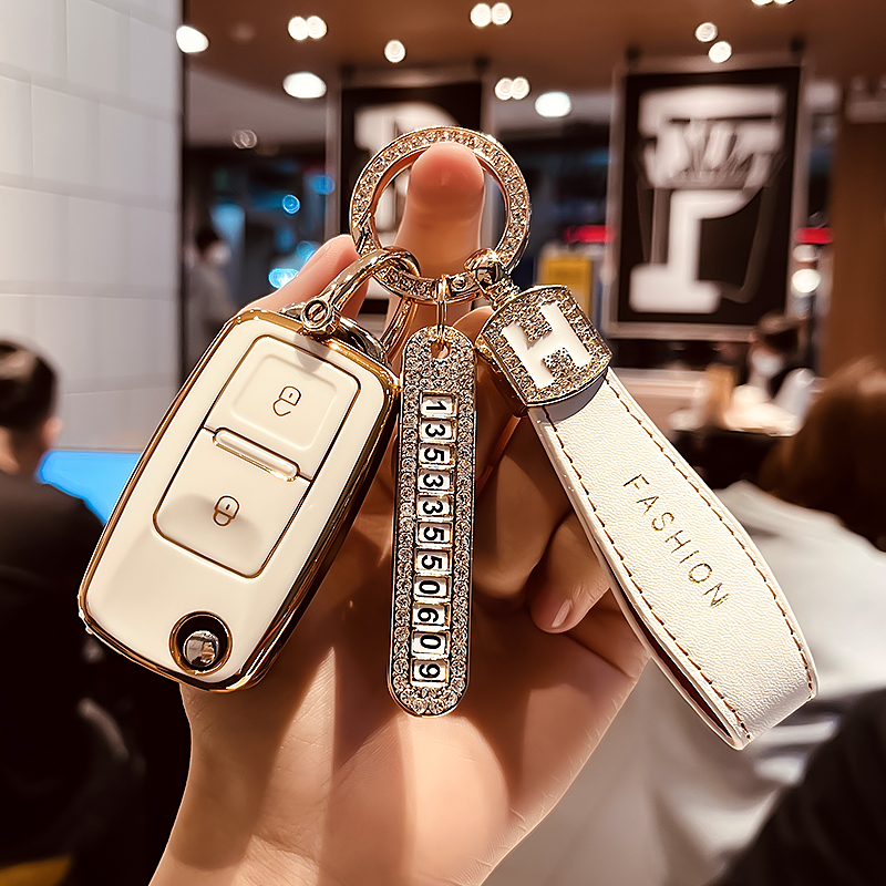 重汽豪沃A7轻卡钥匙套HOWO统帅悍将壳雷丁芒果D70包D50扣D80车s50