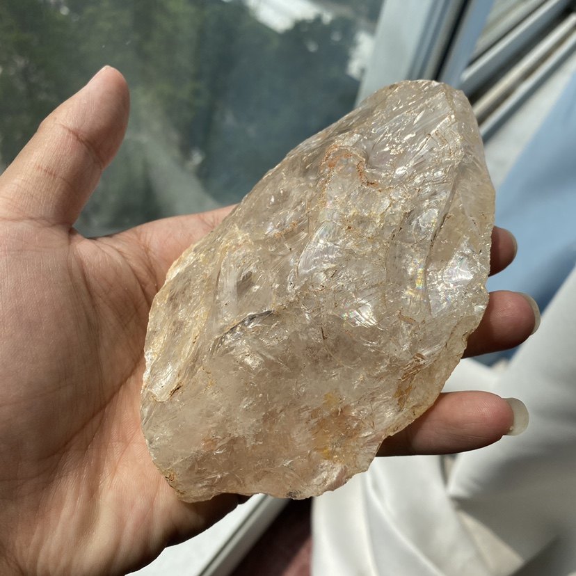 原矿天然白水晶原石料子 无处理大块带七彩胶花合适雕刻加工 包邮