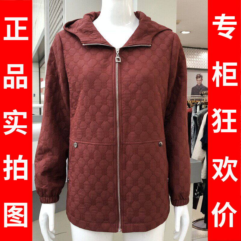 苏拉达唯823-89中年休闲短外套