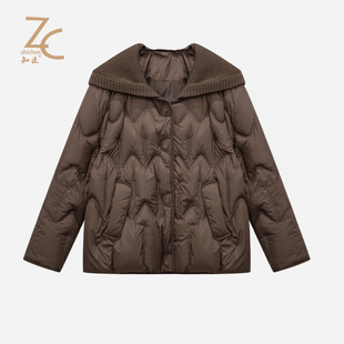 知臣冬季新品 多色休闲宽松可拆卸针织连帽羽绒服女 T25894050