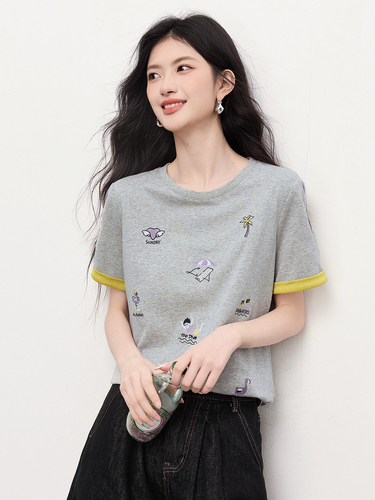 Xi World holiday style embroidery contrasting color short-sleeved T-shirt women's 2026 summer new style design T-shirt short top