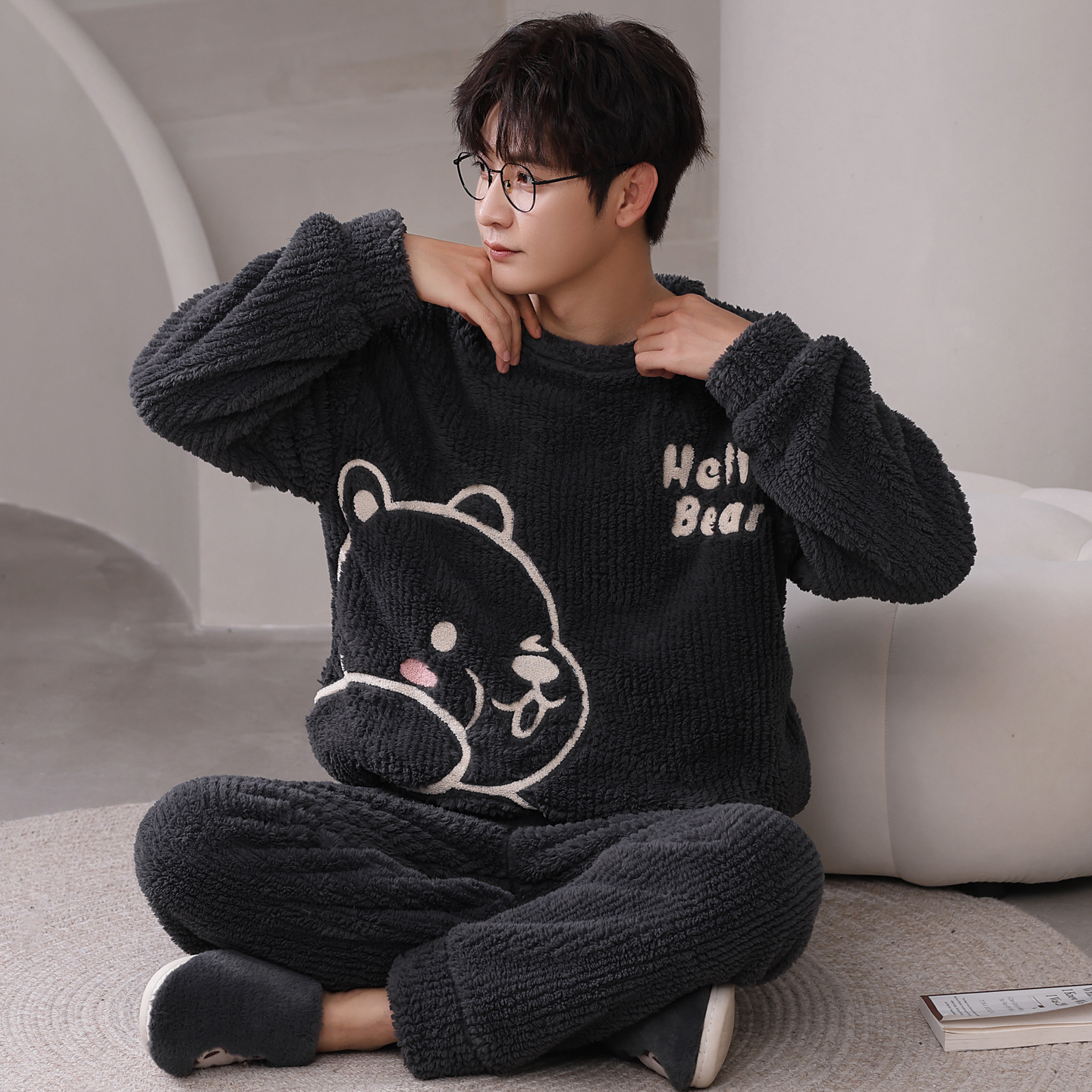 男秋冬季加厚保暖珊瑚绒睡衣套装