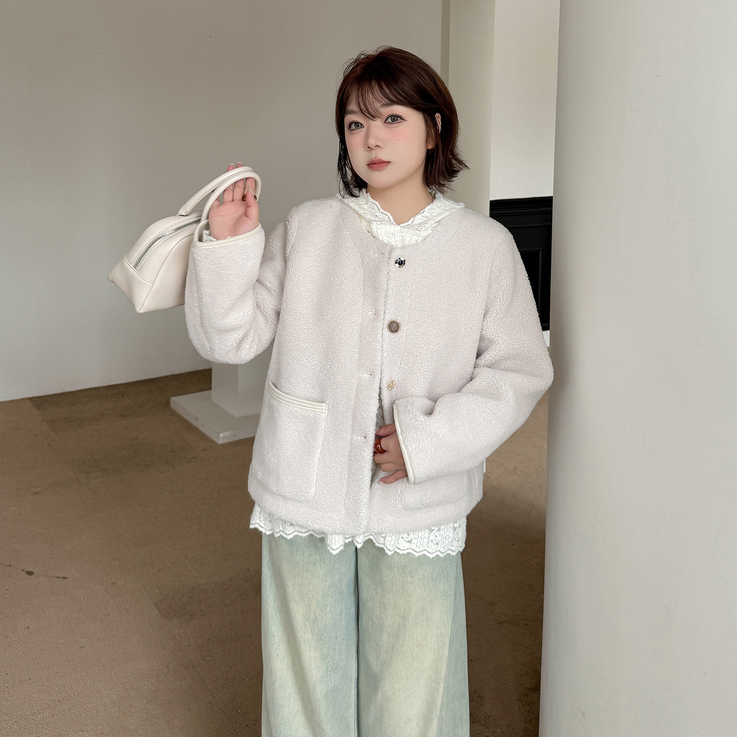 小波家2025冬季胖mm保暖毛绒外套洋气时髦连帽蕾丝衫