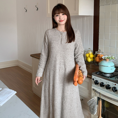小波家2025冬季胖mm针织坑条显瘦磨毛打底加厚连衣裙
