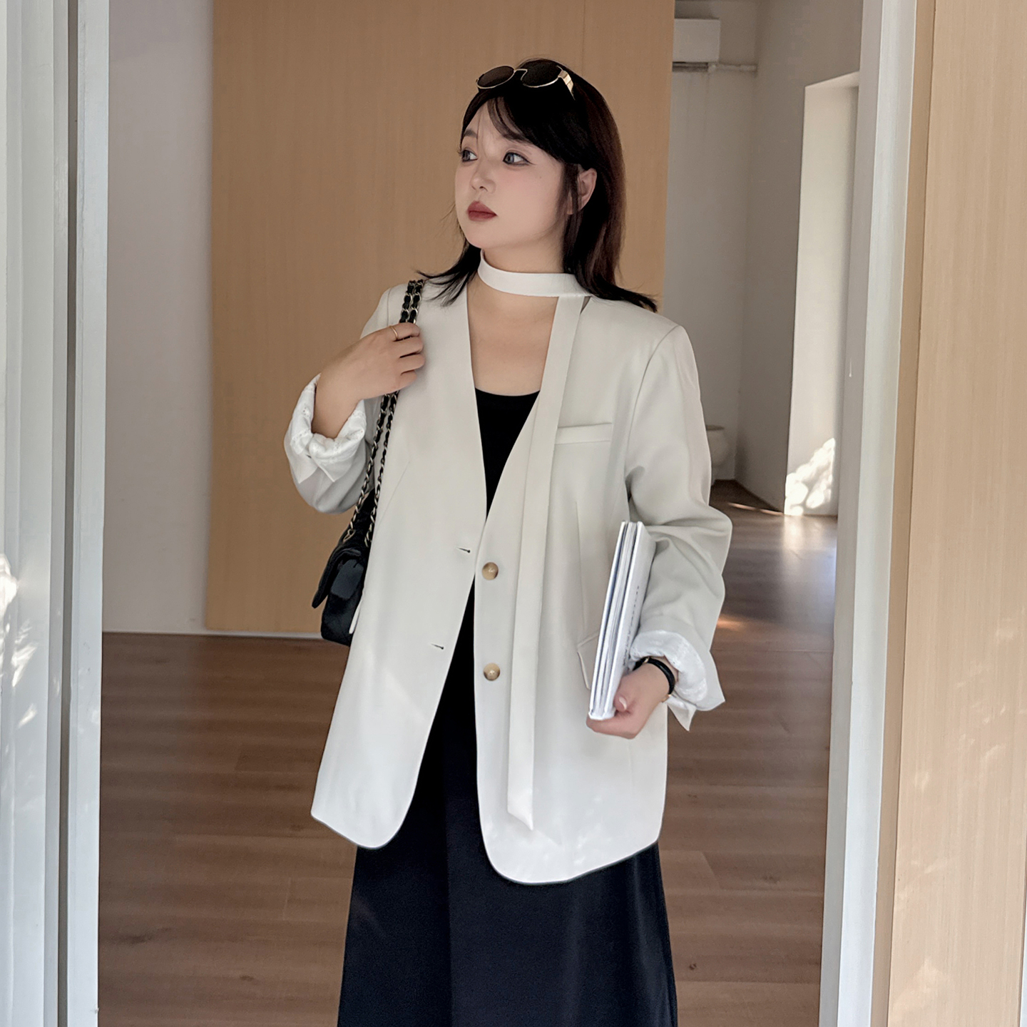 小波家2025秋季胖mm气质通勤V领西服外套飘带设计感