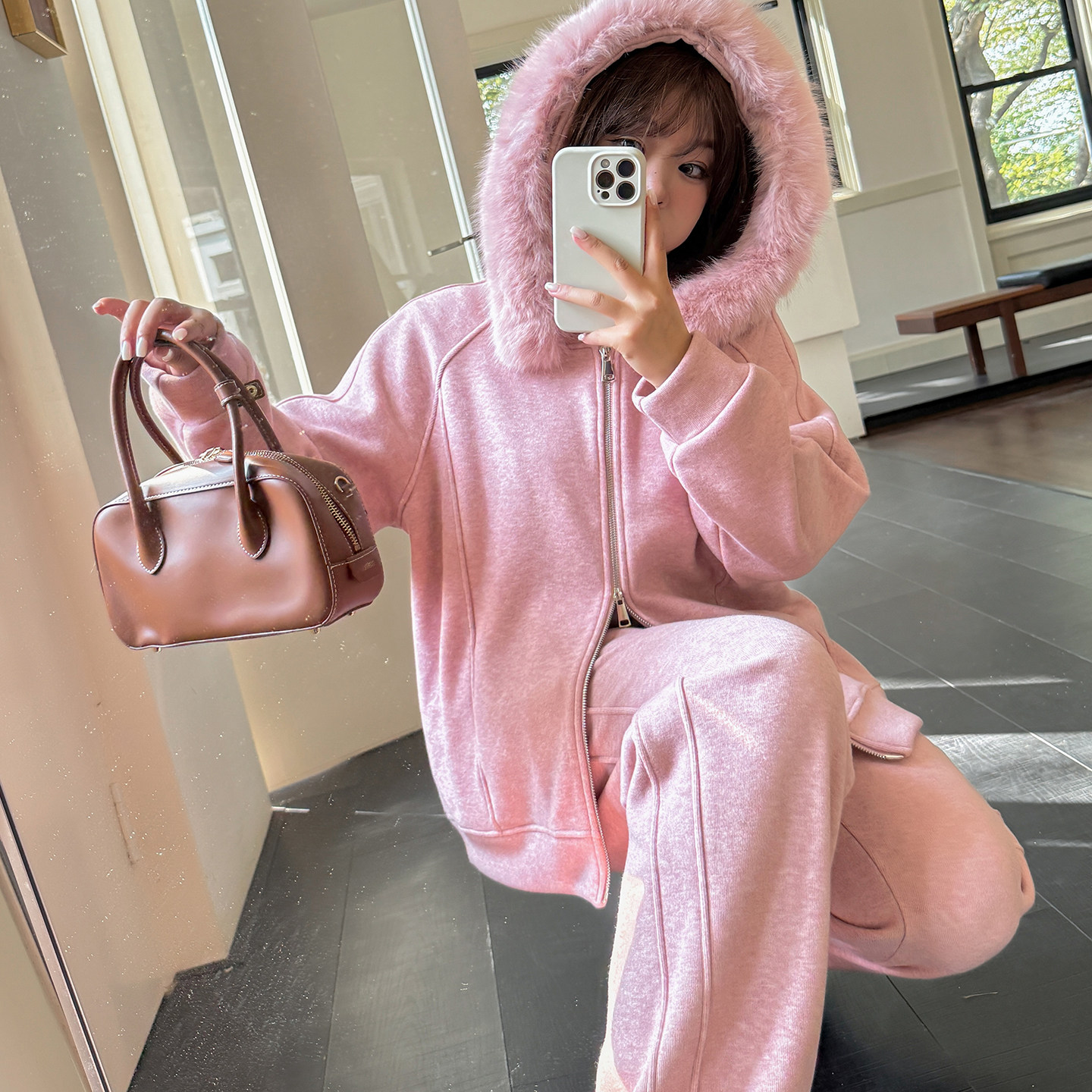 小波家2026春季胖mm毛领加绒卫衣外套两件套直筒裤套装