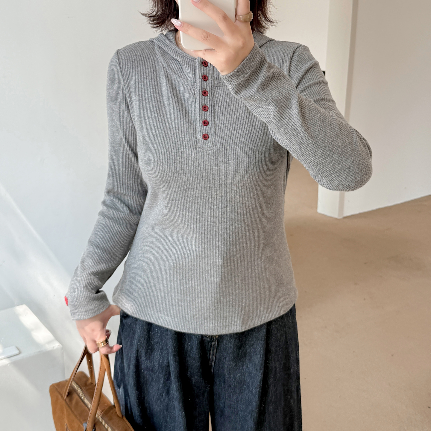 小波家2025冬季胖mm小红扣撞色上衣连帽长袖内搭T恤