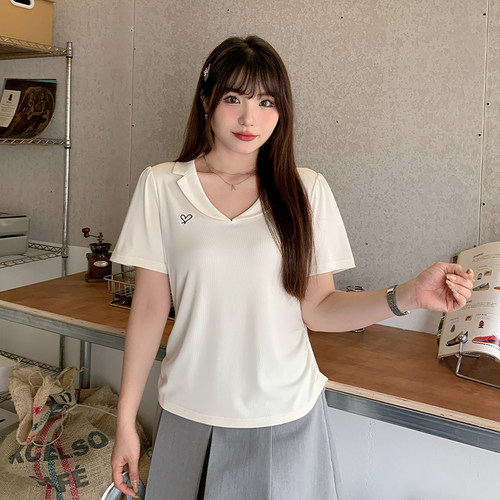 小波家2026夏季胖mm甜辣修身V领短袖收腰显瘦遮肚T恤