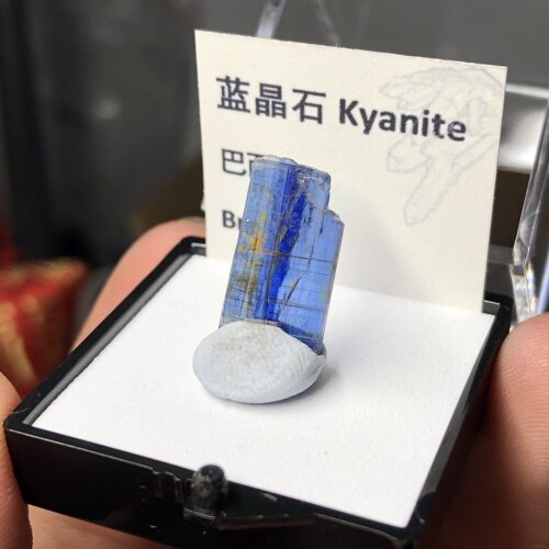 蓝晶石矿物晶体标本地质教学标本