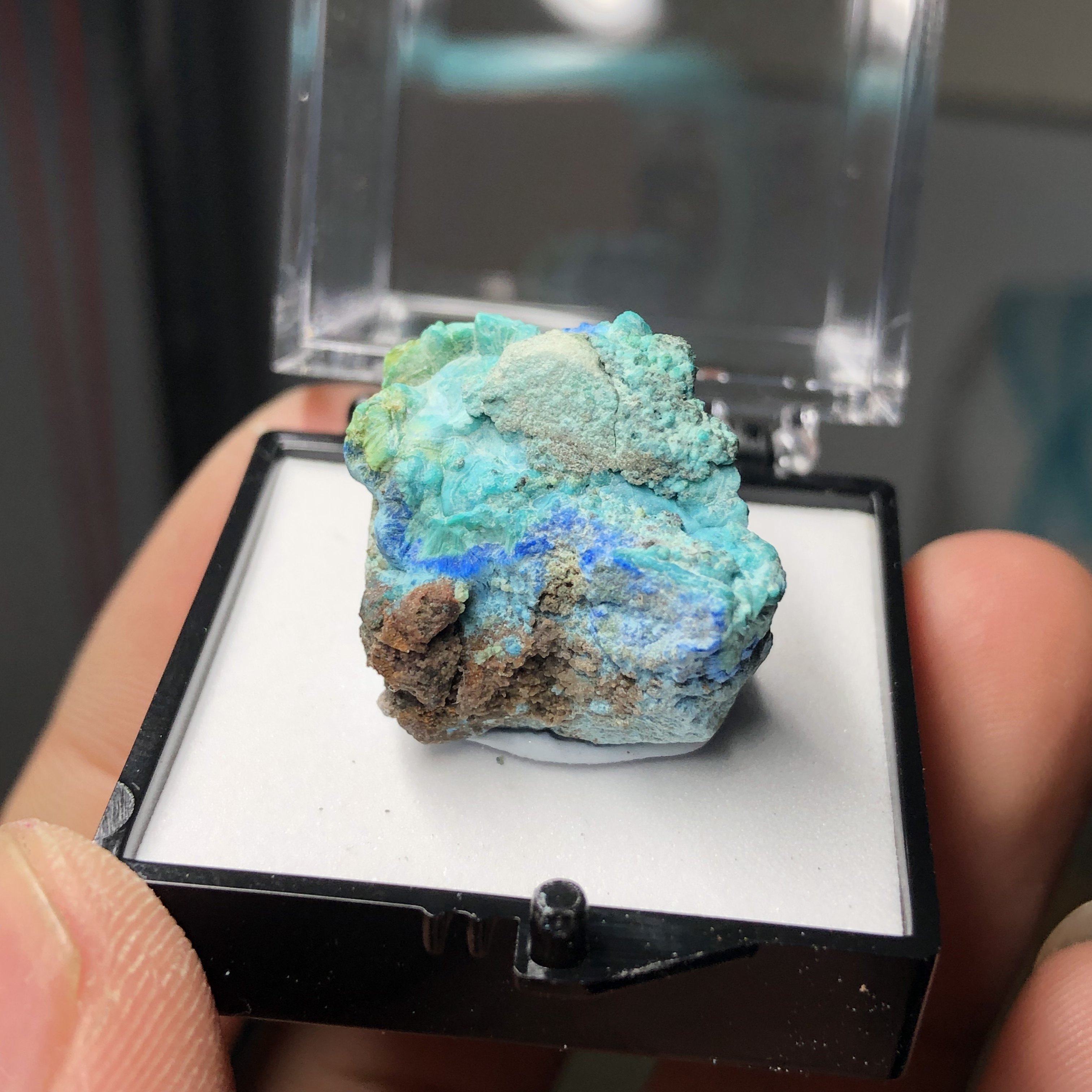 硅孔雀石天然矿物晶体菱形十二面体矿石标本原石科普摆件教学礼品