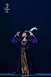 新疆舞维吾尔族舞蹈服民族走黑马剧目大摆裙艺考维族表演服装定制