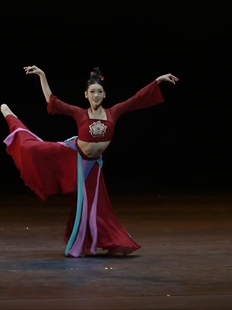 古典云想霓裳舞蹈襦裙中国风仙女飘逸大裙摆艺考服清平调汉服定制