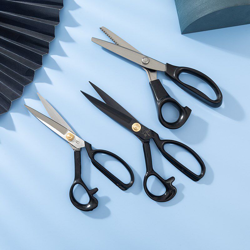 裁缝大剪刀裁布家用手工衣服服装用裁剪专业工具锯齿工业专用剪子