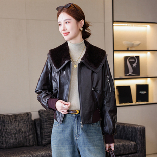 真皮绵羊皮皮衣女短款2025冬款皮毛一体领鹅绒羽绒服夹克外套宽松