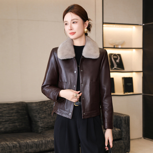 真皮羽绒服皮衣女短款2025冬季新款水貂毛领可拆卸绵羊皮外套洋气