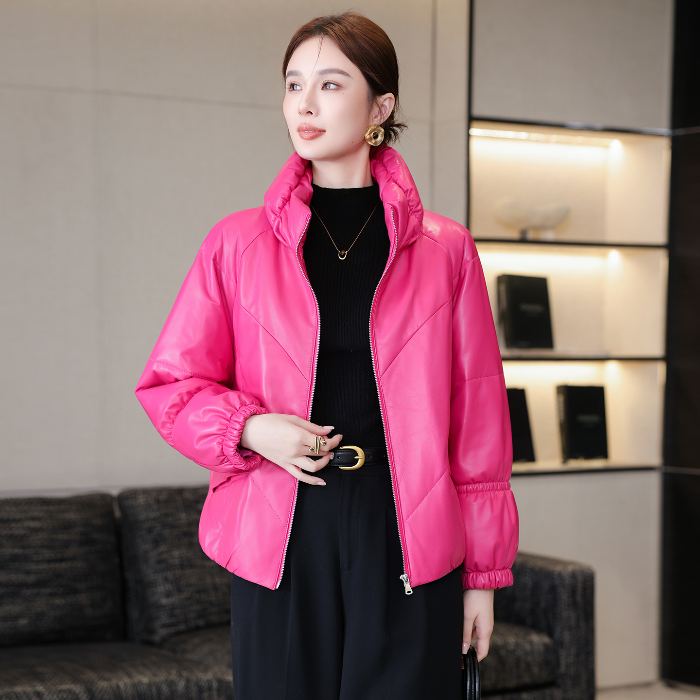 真皮羽绒服女2025冬季新面包领休闲粉色绵羊皮皮衣外套小个子短款