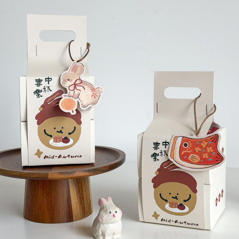 中秋月饼包装盒可爱卡通兔子小熊手提围边烘焙月饼蛋黄酥点心包装