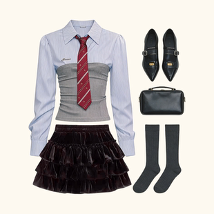 美式 学院风假两件条纹针织T恤上衣蓬蓬短裙百褶金丝绒蛋糕裙套装