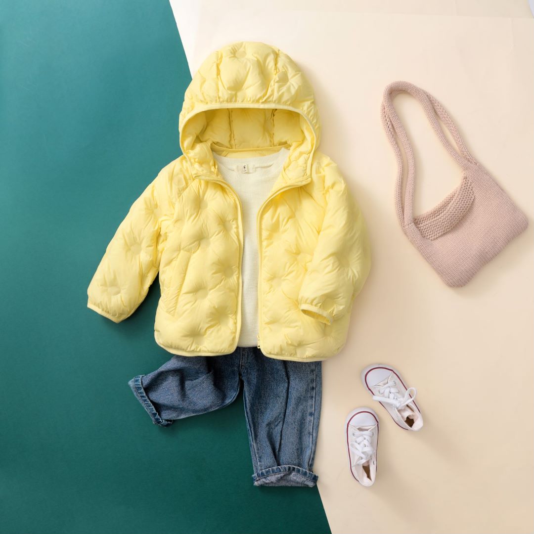 无线缝合儿童轻薄羽绒服90白鸭绒