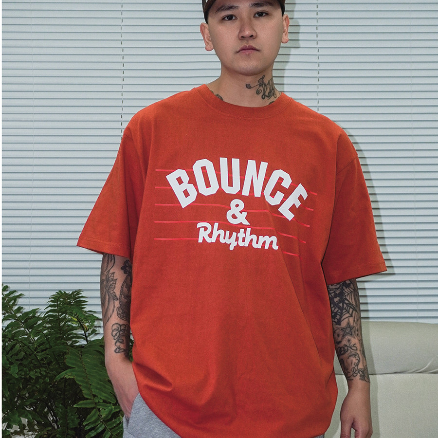 蜜丘琳Bounce&Rhythm 节奏和律动 宽松小领口街舞短袖T恤